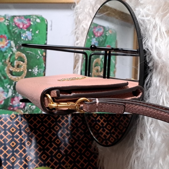 Tory Burch Britten Wallet Wristlet - Picture 4 of 12